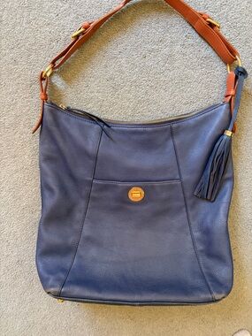 Isaac Mizrahi Navy Pebbled Leather Shoulder Bag with Gold Turn Lock